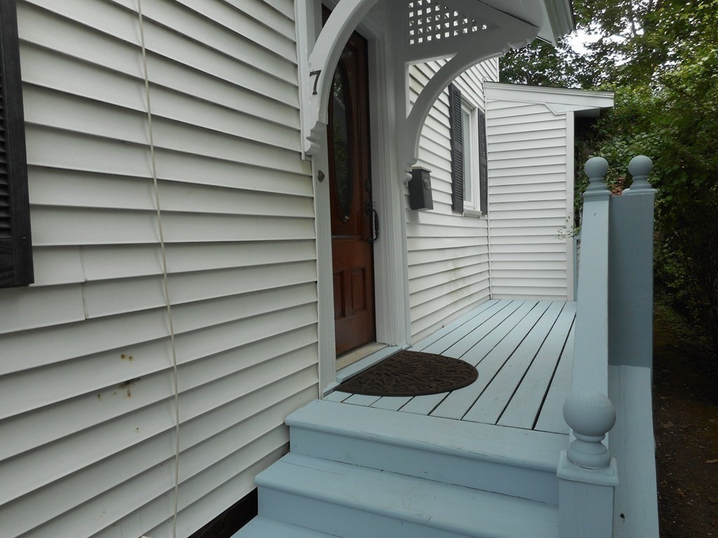 7 Ladd Street # 7