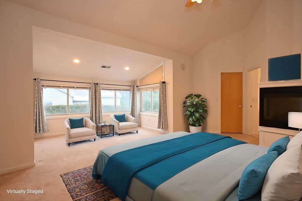 429 Captain Eames Cir # 429