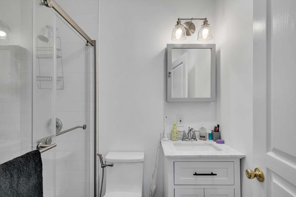 53 Gardner St # 1