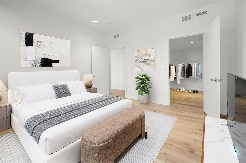 2149 Washington St # 601