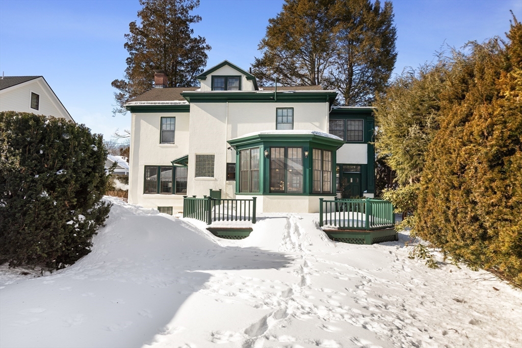 100 Bradford Street