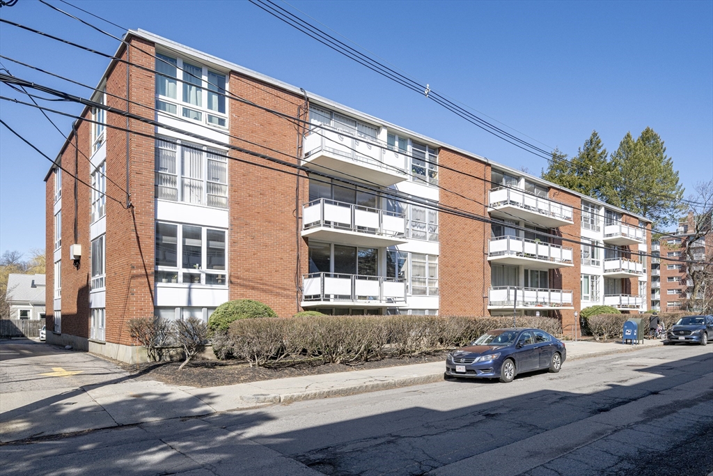 50 Park St # 38