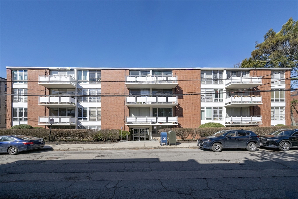 50 Park St # 38