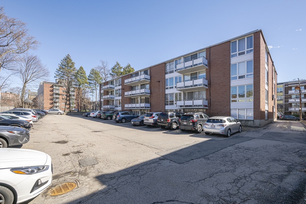 50 Park St # 38