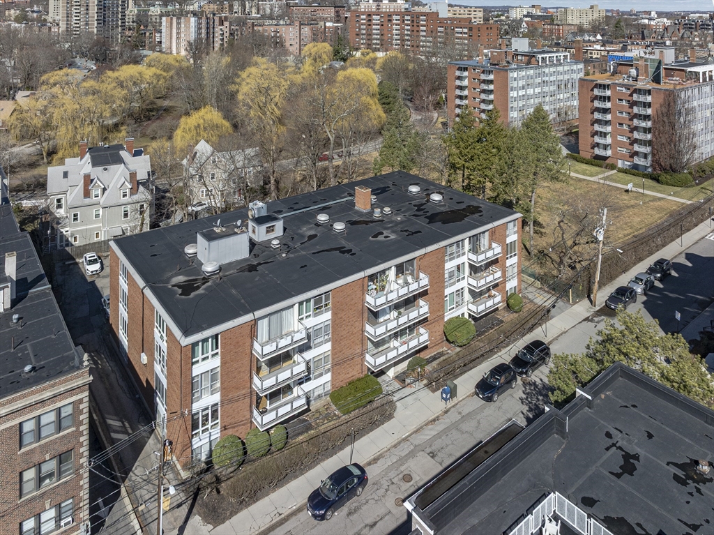 50 Park St # 38