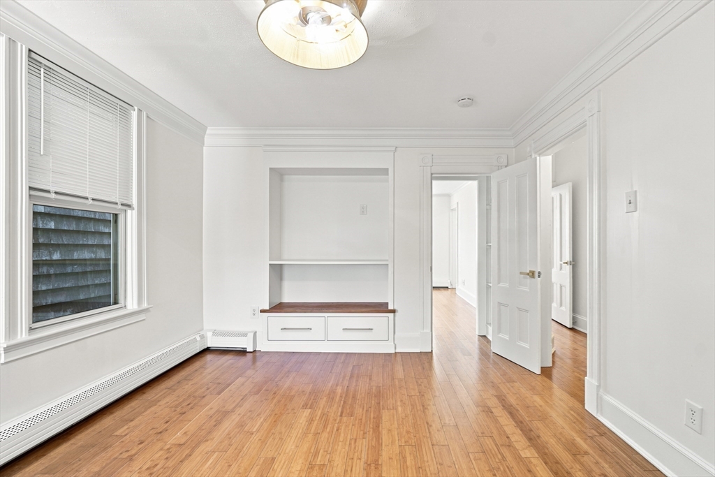 229 Saratoga St # 2