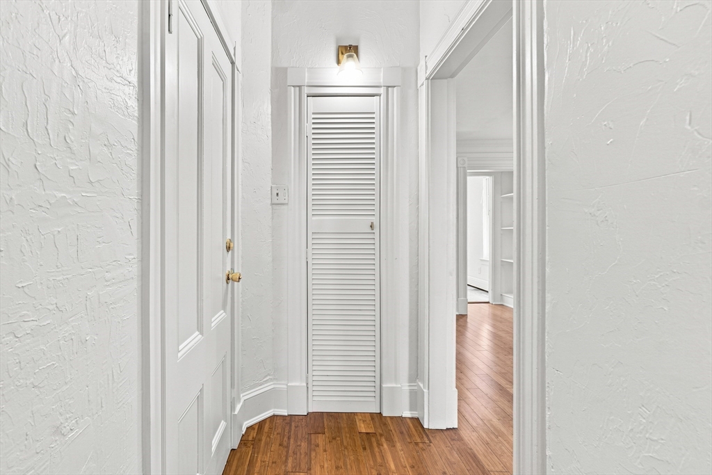 229 Saratoga St # 2