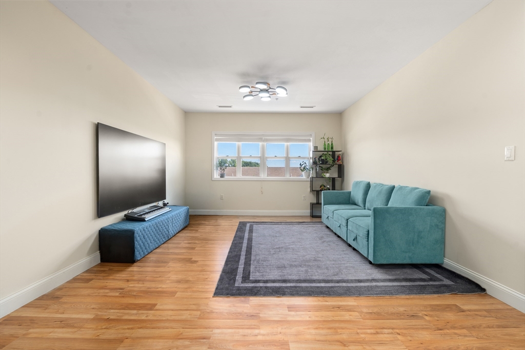 140 Railroad Avenue # B309