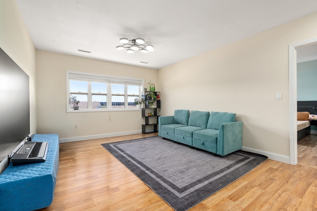 140 Railroad Avenue # B309
