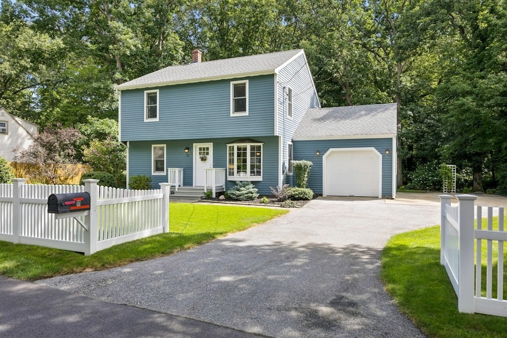 11 Rustic Drive