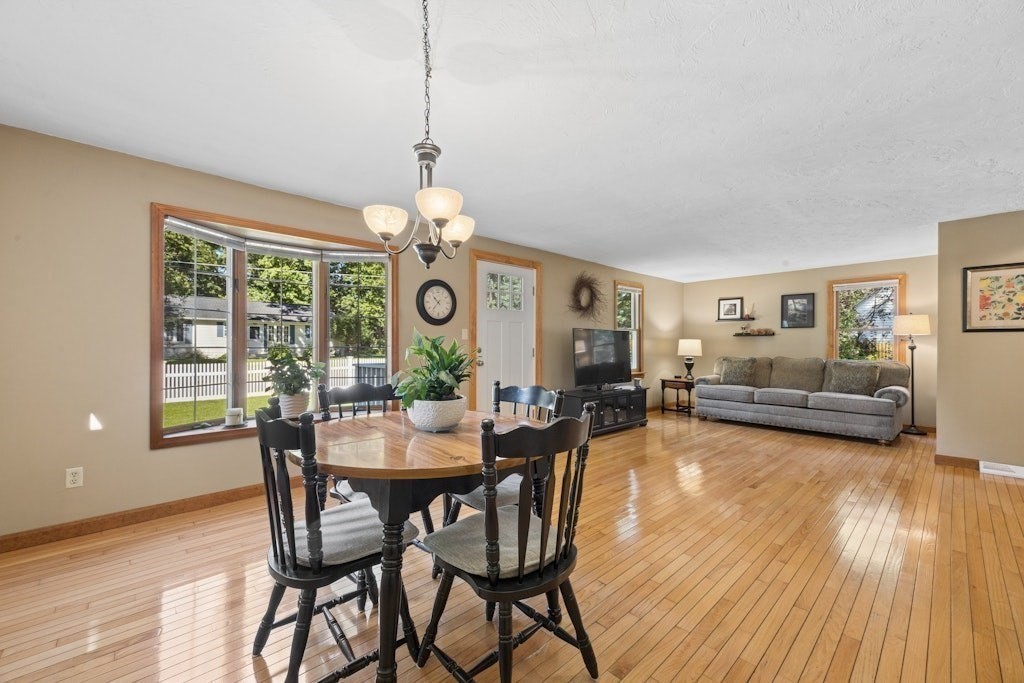 11 Rustic Drive
