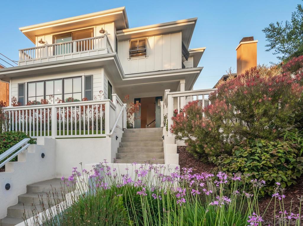 237 La Mesa
