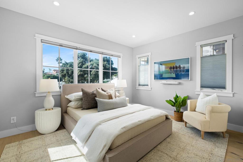237 La Mesa