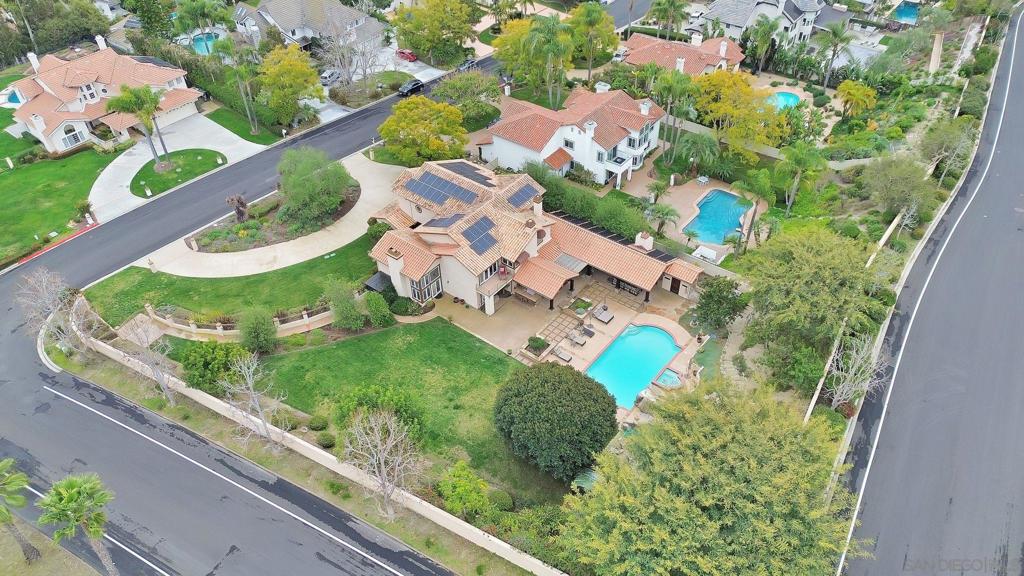 992 Calle Santa Cruz