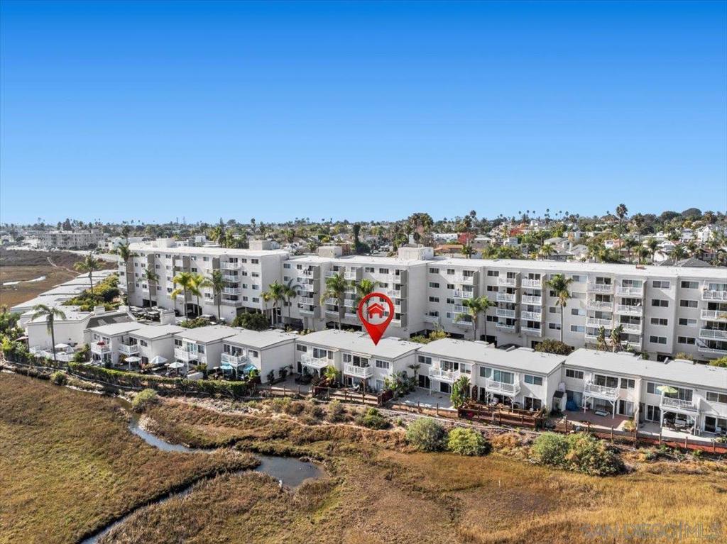 4009 Crown Point Dr 10