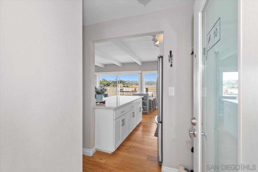 4009 Crown Point Dr 10