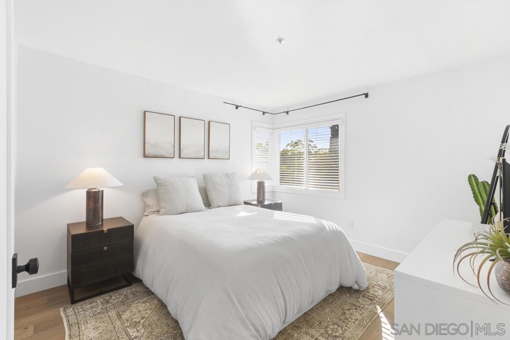 305 La Veta Ave