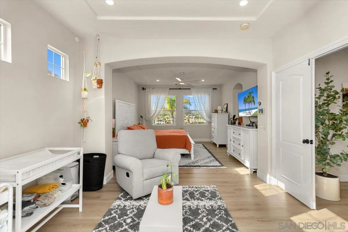 3224 Avenida La Cima