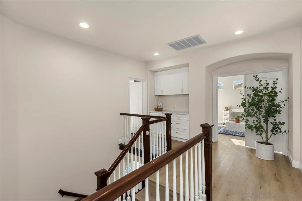 3224 Avenida La Cima