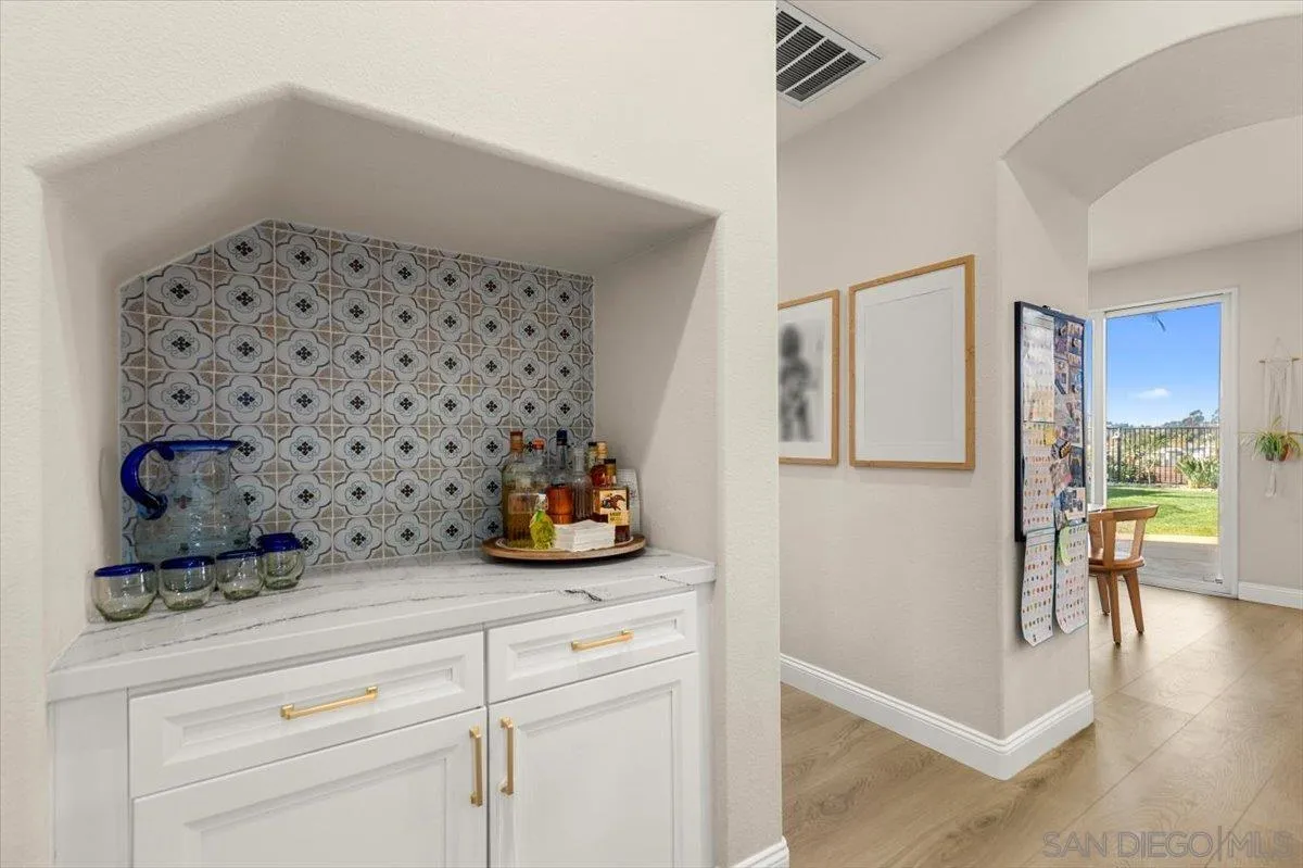 3224 Avenida La Cima