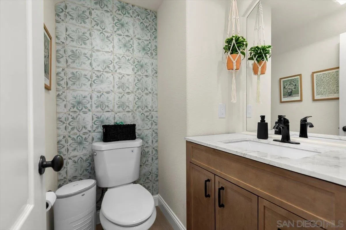 3224 Avenida La Cima