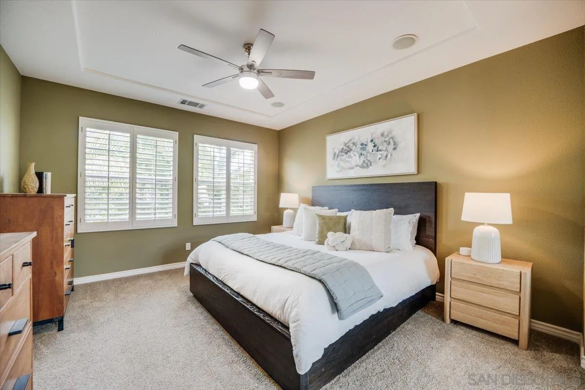 3272 Avenida La Cima