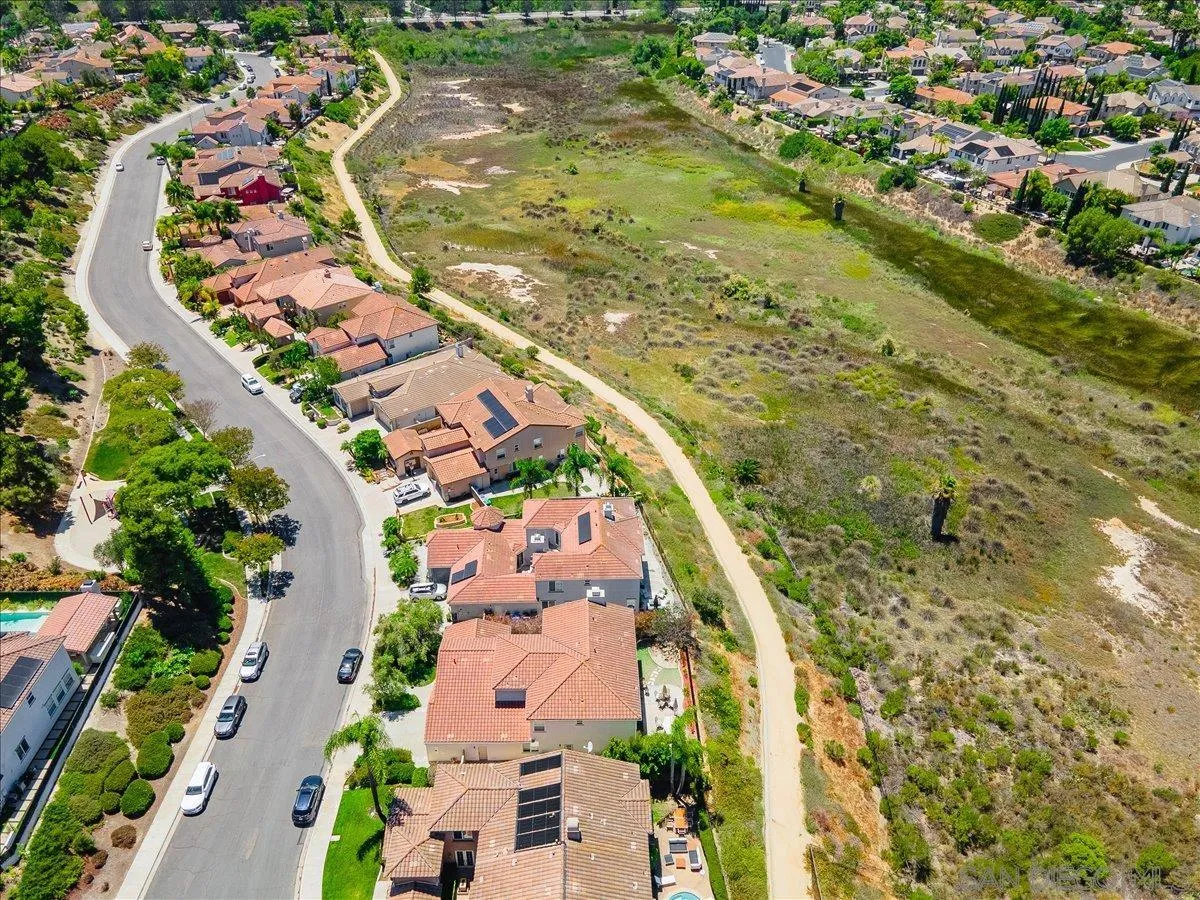 3225 Avenida De Sueno
