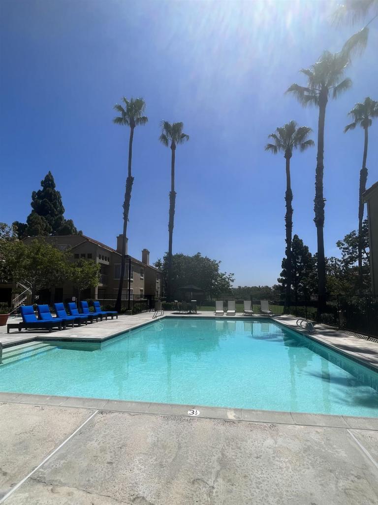 7315 Calle Cristobal 129