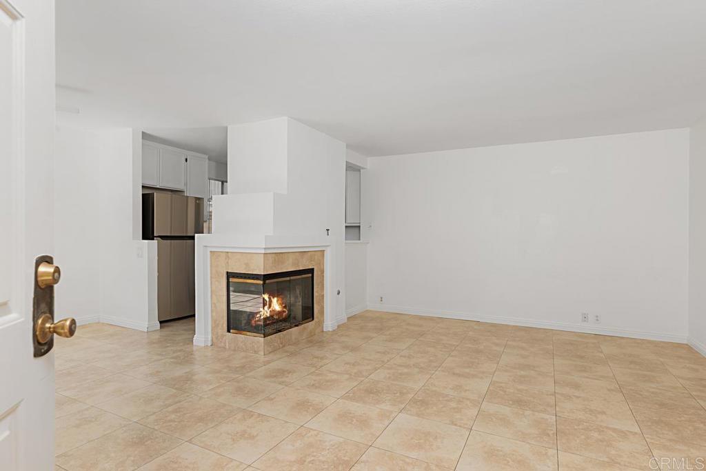 7315 Calle Cristobal 129