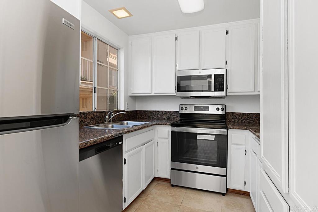 7315 Calle Cristobal 129