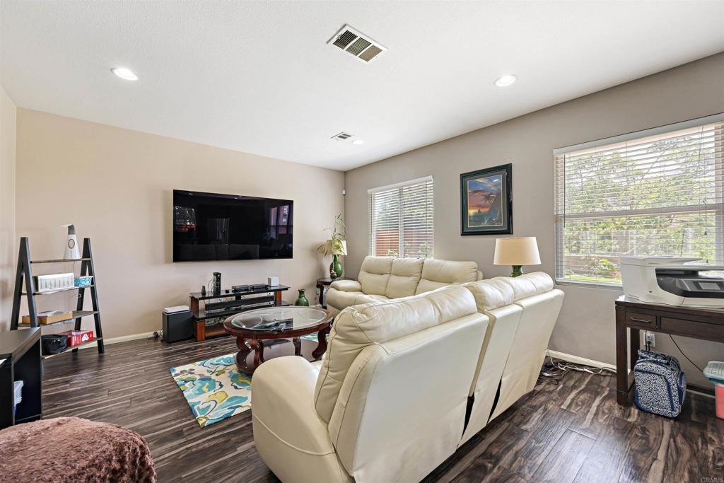 3828 Stoneridge Road