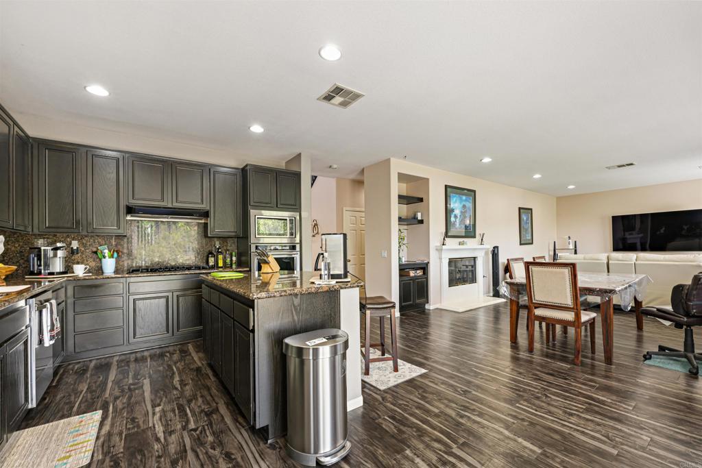 3828 Stoneridge Road