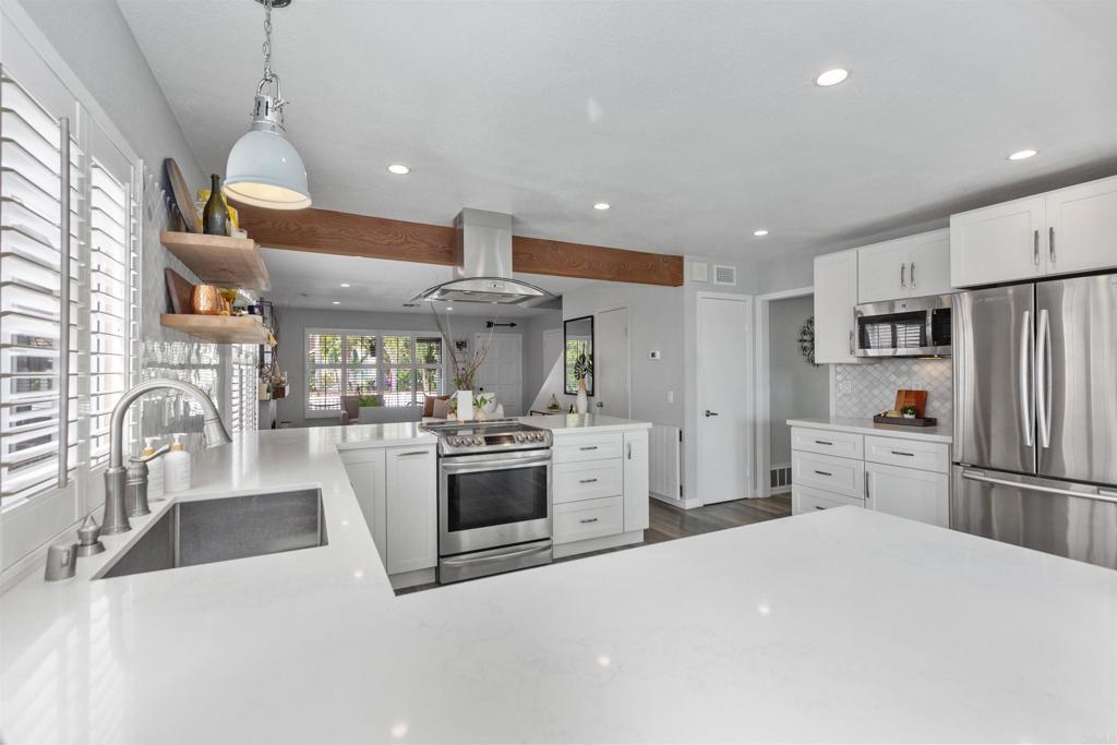 847 Sandcastle Drive