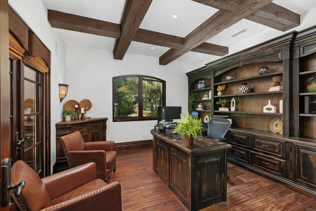 3220 Bella Collina