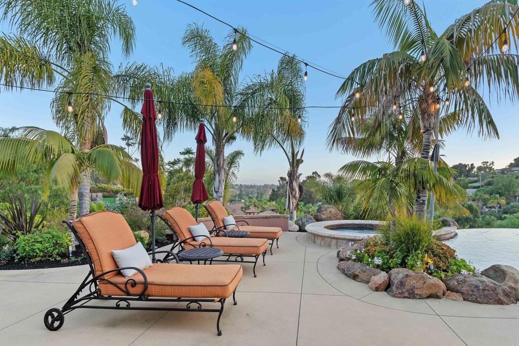 3220 Bella Collina