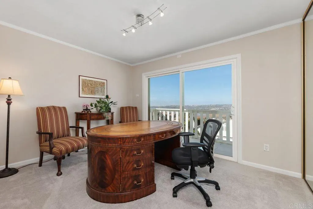 2014 Saliente Way, Carlsbad