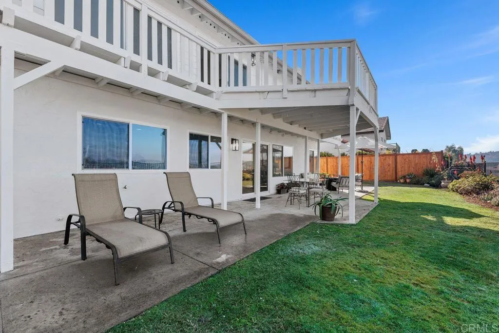 2014 Saliente Way, Carlsbad