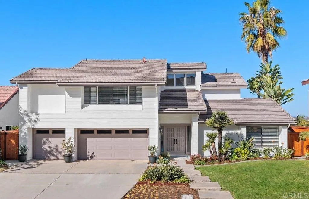 2014 Saliente Way, Carlsbad
