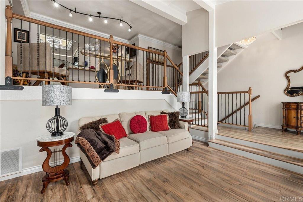 7307 Alicante Road C