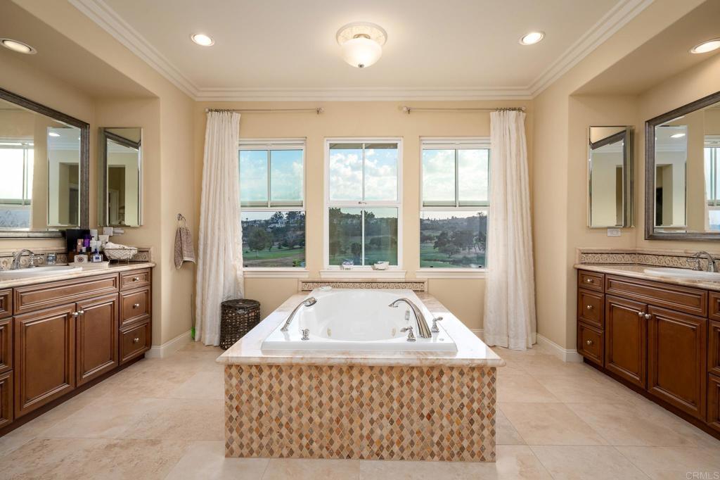 6767 Malachite Place