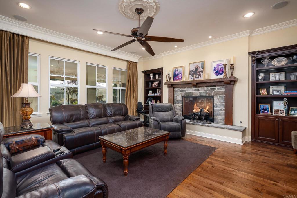 6767 Malachite Place