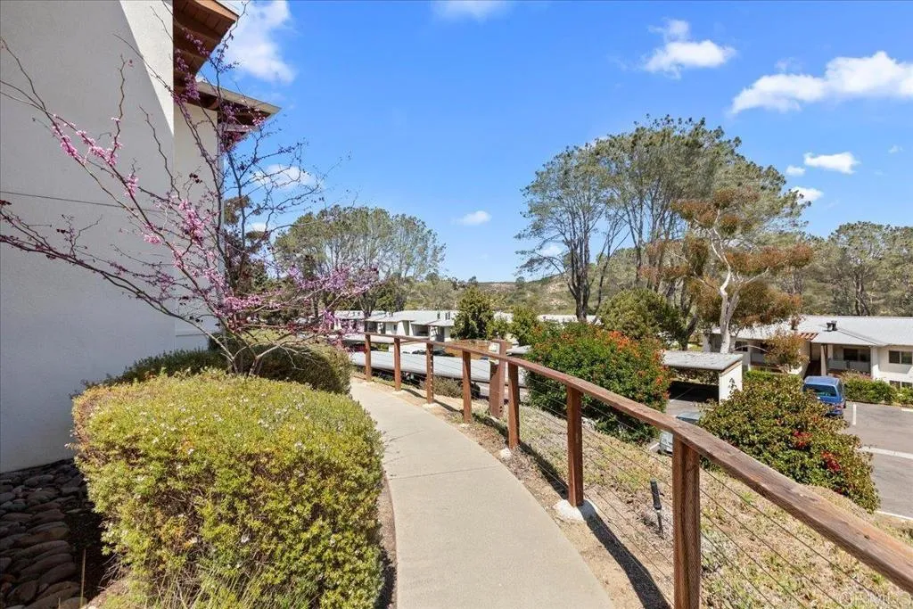 1740 S El Camino Real Unit 101, Encinitas Unit: 101