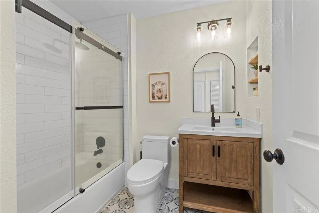 1740 S El Camino Real Unit 101, Encinitas Unit: 101