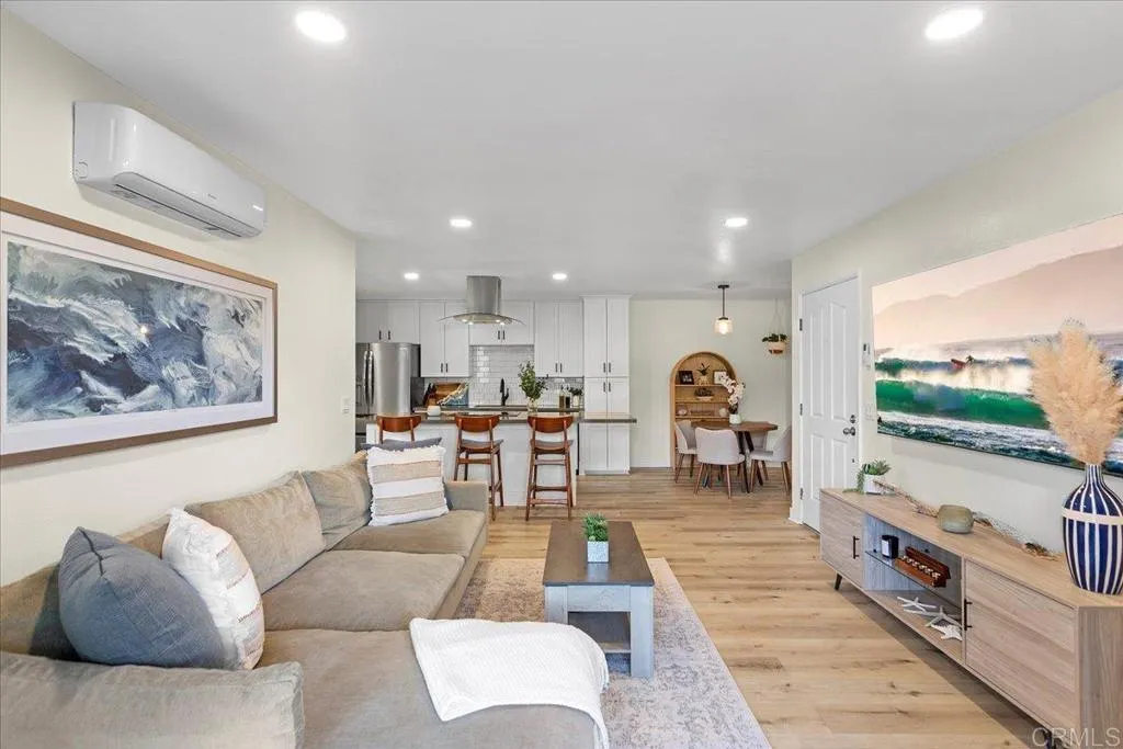 1740 S El Camino Real Unit 101, Encinitas Unit: 101