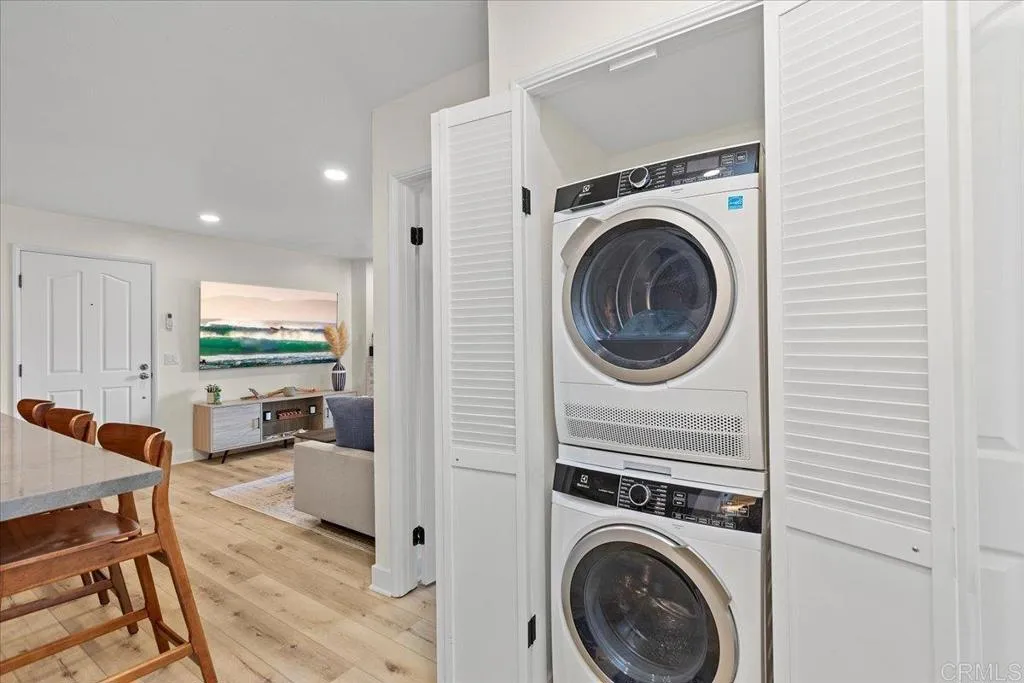 1740 S El Camino Real Unit 101, Encinitas Unit: 101