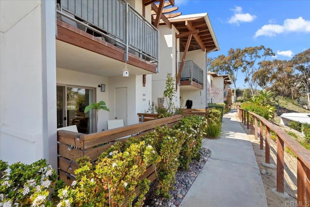 1740 S El Camino Real Unit 101, Encinitas Unit: 101