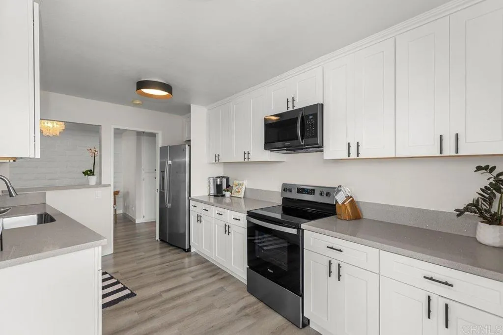 2544 Navarra Unit 12