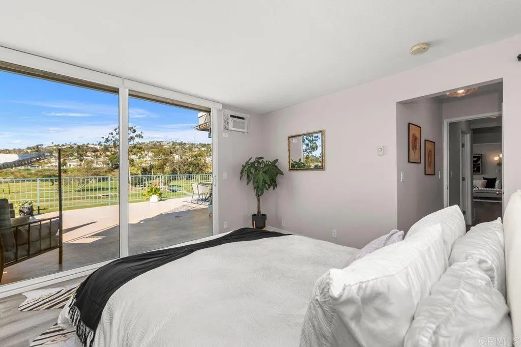 2544 Navarra Unit 12