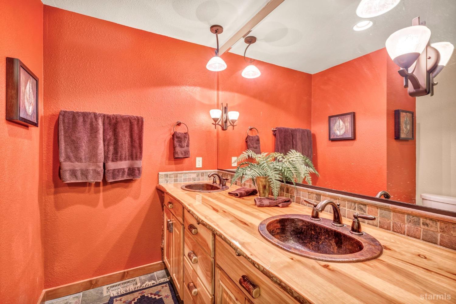 709 Lakeview Avenue Unit: 24
