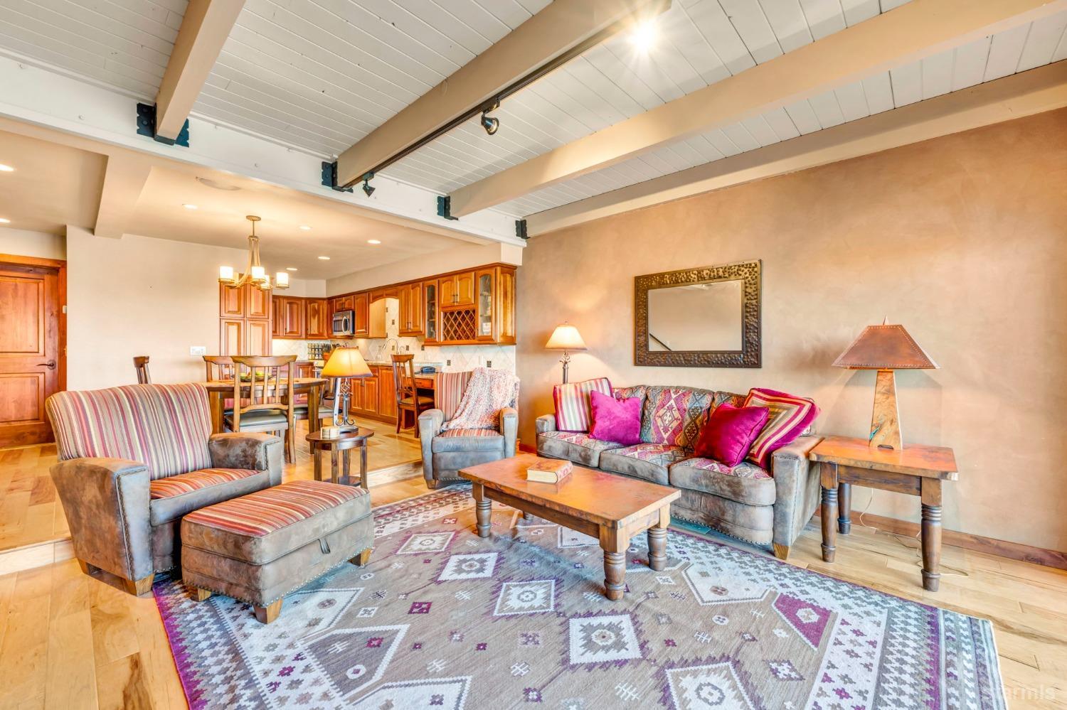 709 Lakeview Avenue Unit: 24